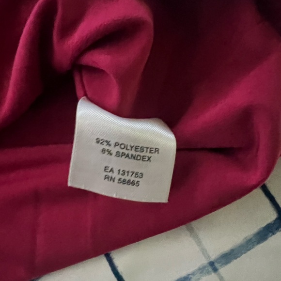 Used Women’s Elegant Red Ruched Top - Picture 3 of 10